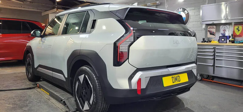 KIA EV3 in Lithium Silver looking stunning after being ceramic coated